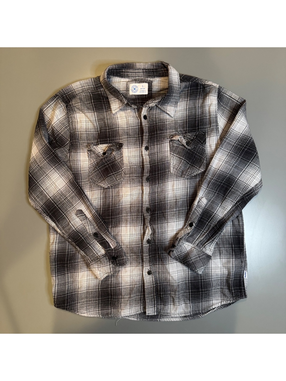 Hurley Brand Men's Large Black and White Plaid Button-Up Fl